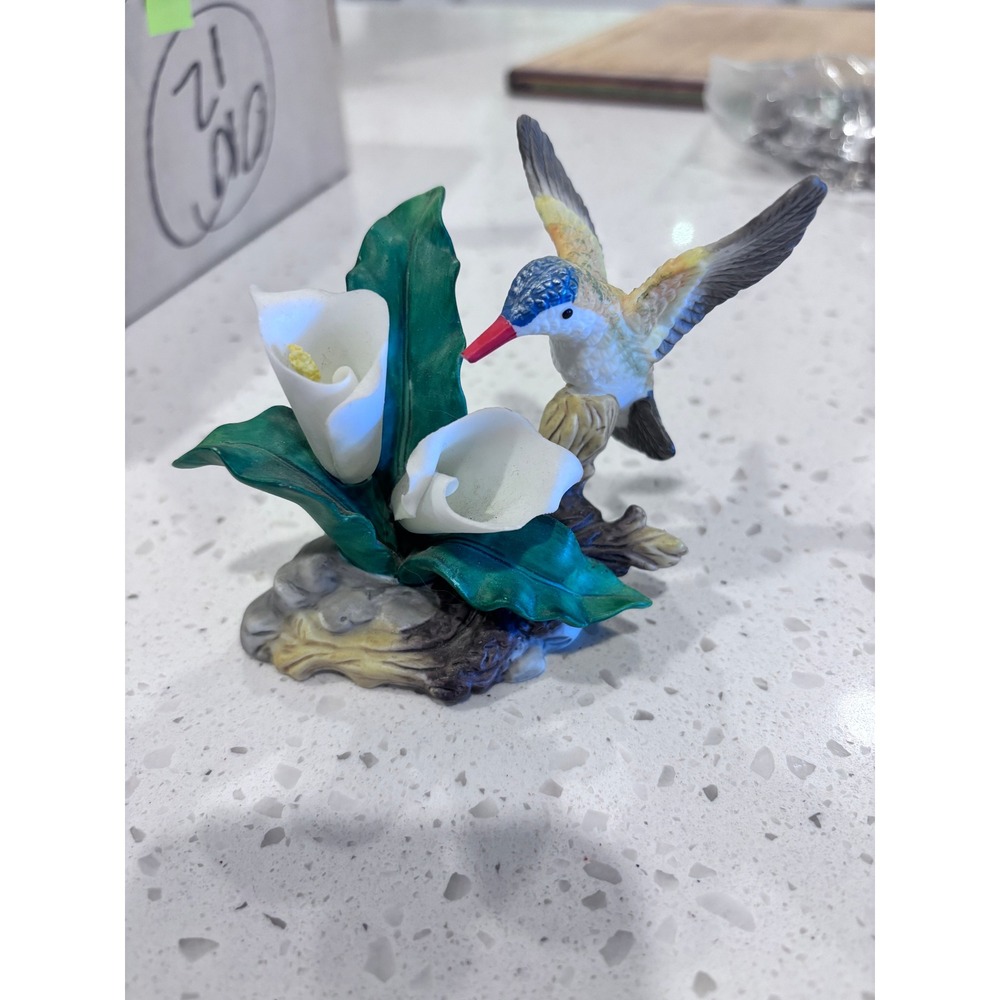 Avon‎ Collectibles 2003 Hummingbird and Calla Lily Figurine